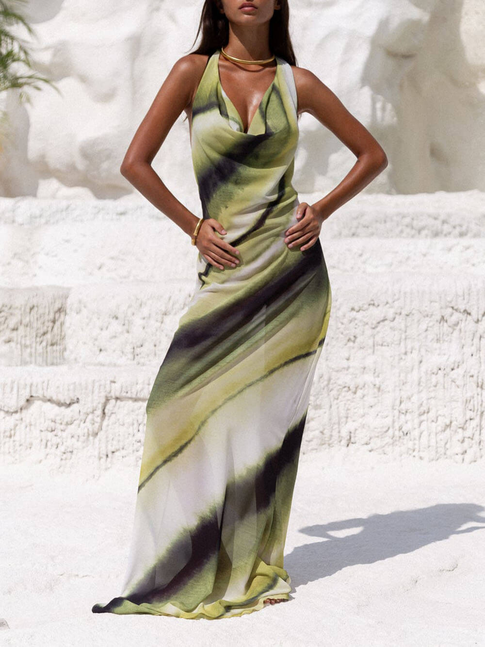 Robe longue de vacances classique à imprimé dégradé tie-dye, col bénitier, licou et lien à nouer