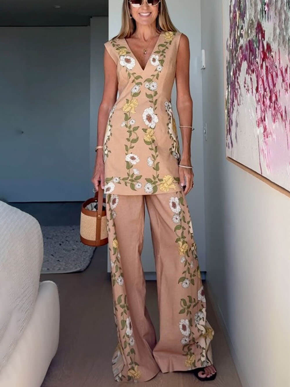 Pantalon évasé à taille élastique et motif floral en mélange de lin chic et parfait