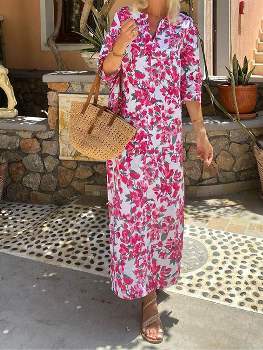 Vestido largo con estampado bohemio y cuello en V