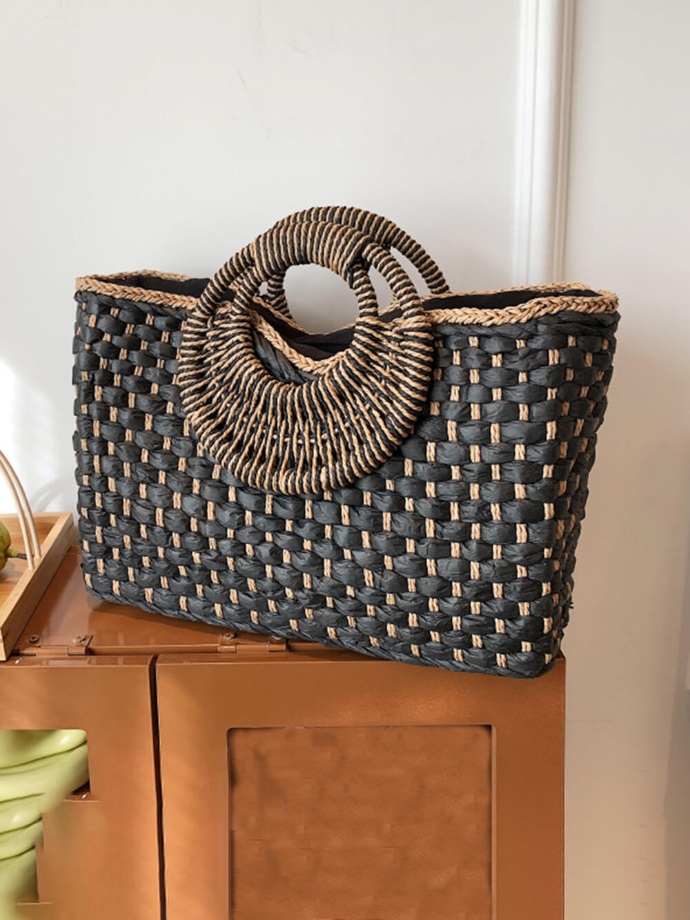 Bolso de paja hecho a mano para playa y vacaciones de moda