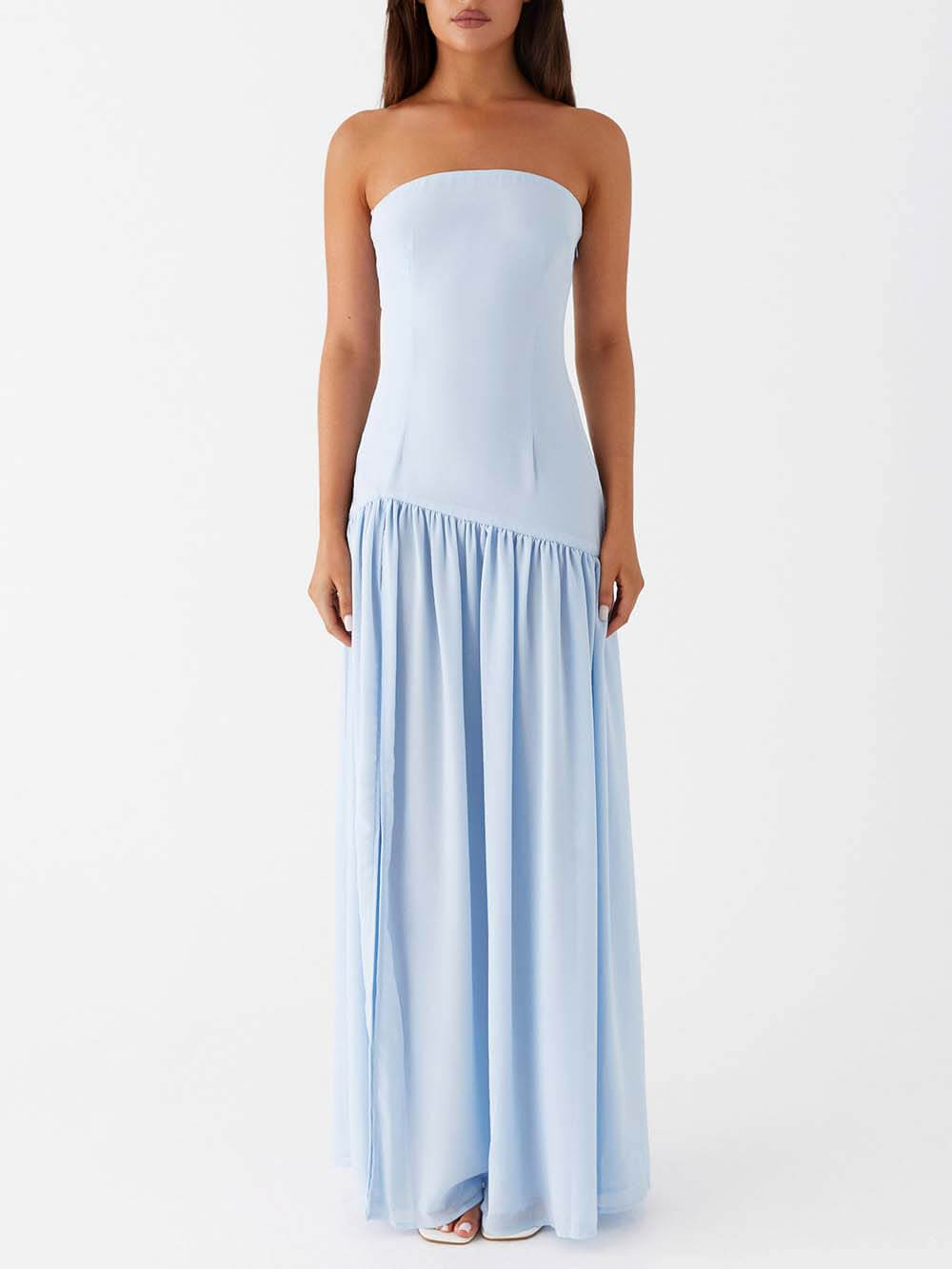 Robe longue plissée sans bretelles et dos nu exquise