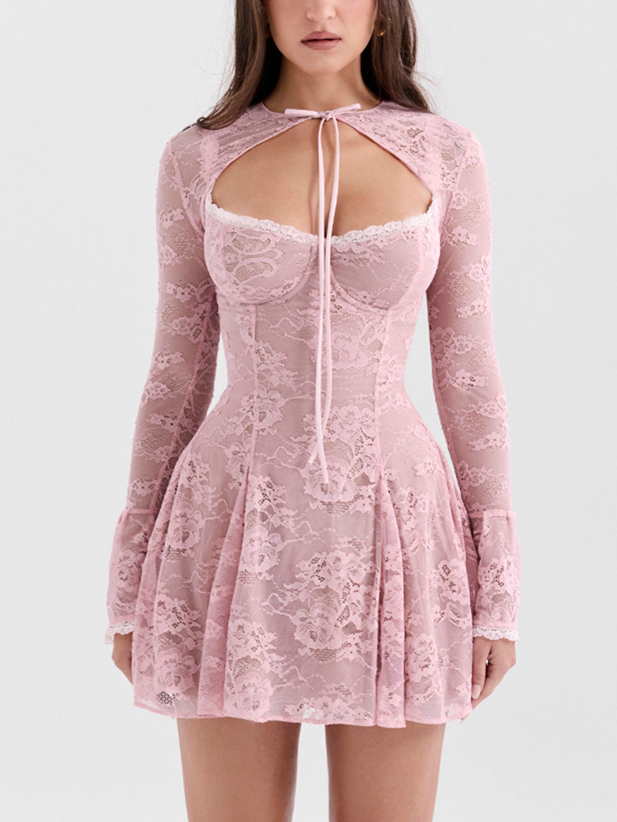Mini-robe élégante vintage sexy en dentelle