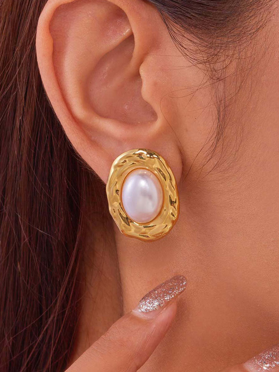 Boucles d'oreilles à tige en perles ovales tendance