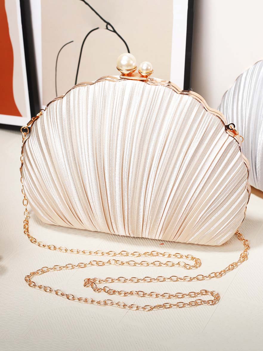 Pochette plissée en coquillage