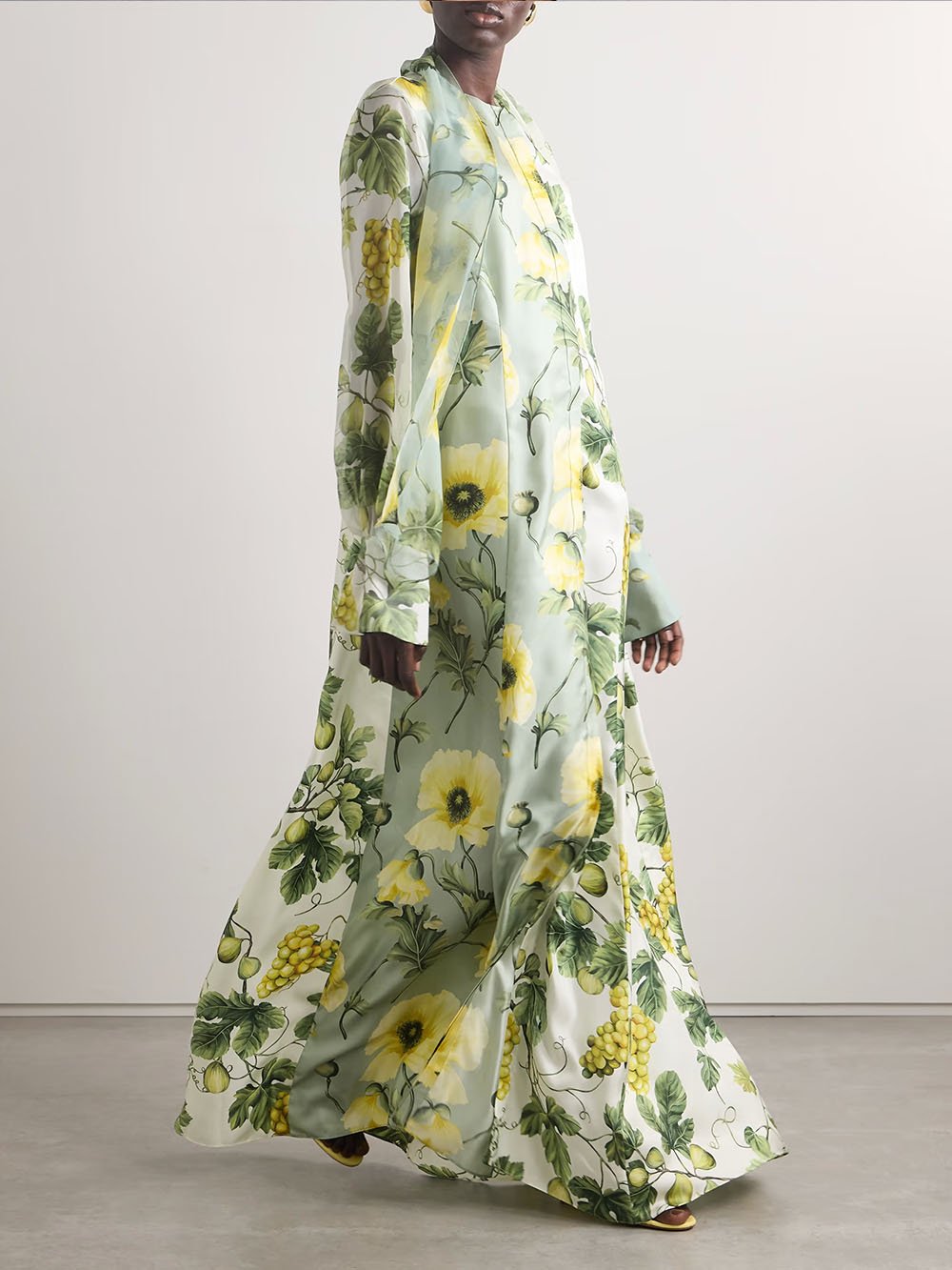 Robe longue à imprimé floral et fruité délicat