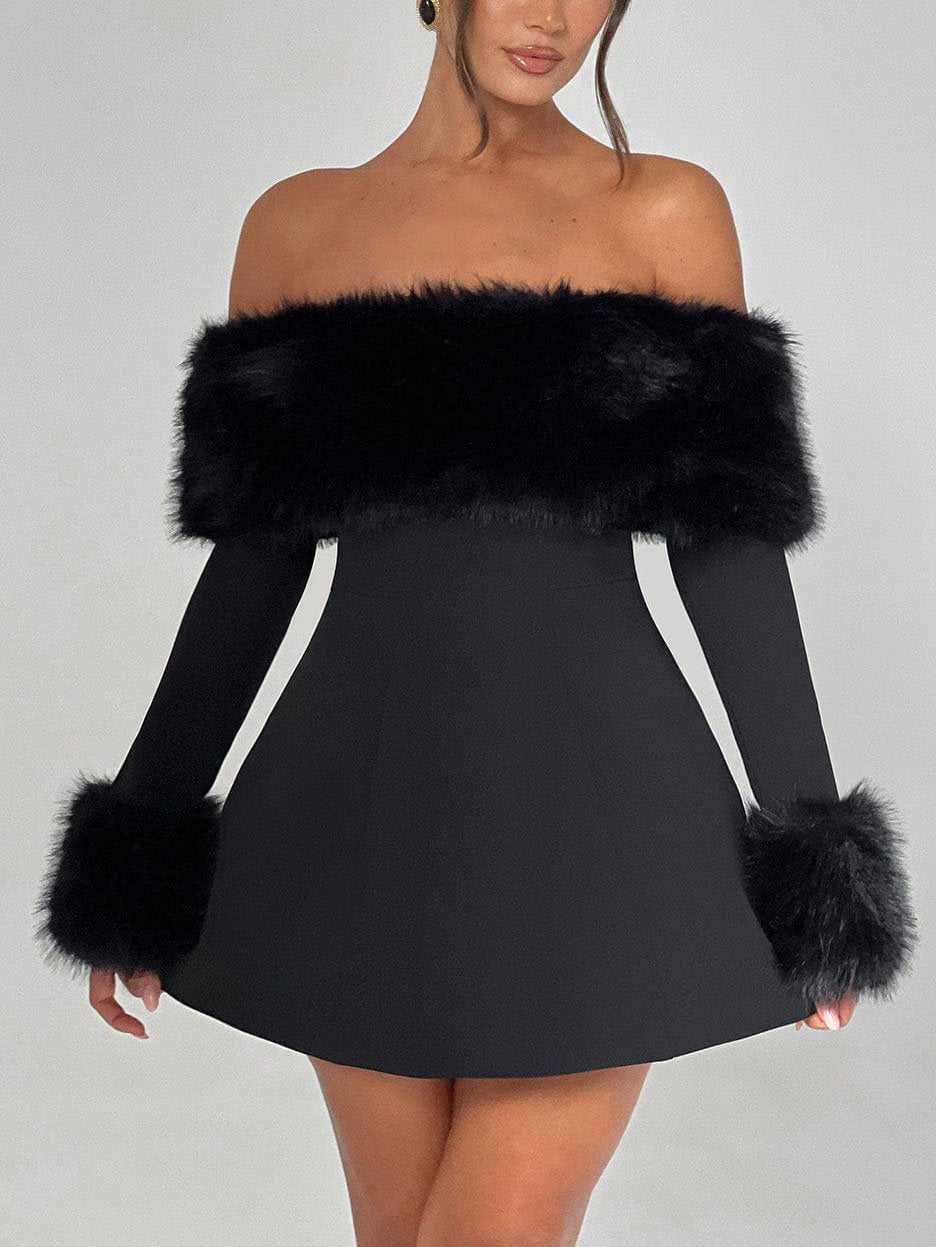 Robe courte trapèze ludique avec décolleté en fausse fourrure