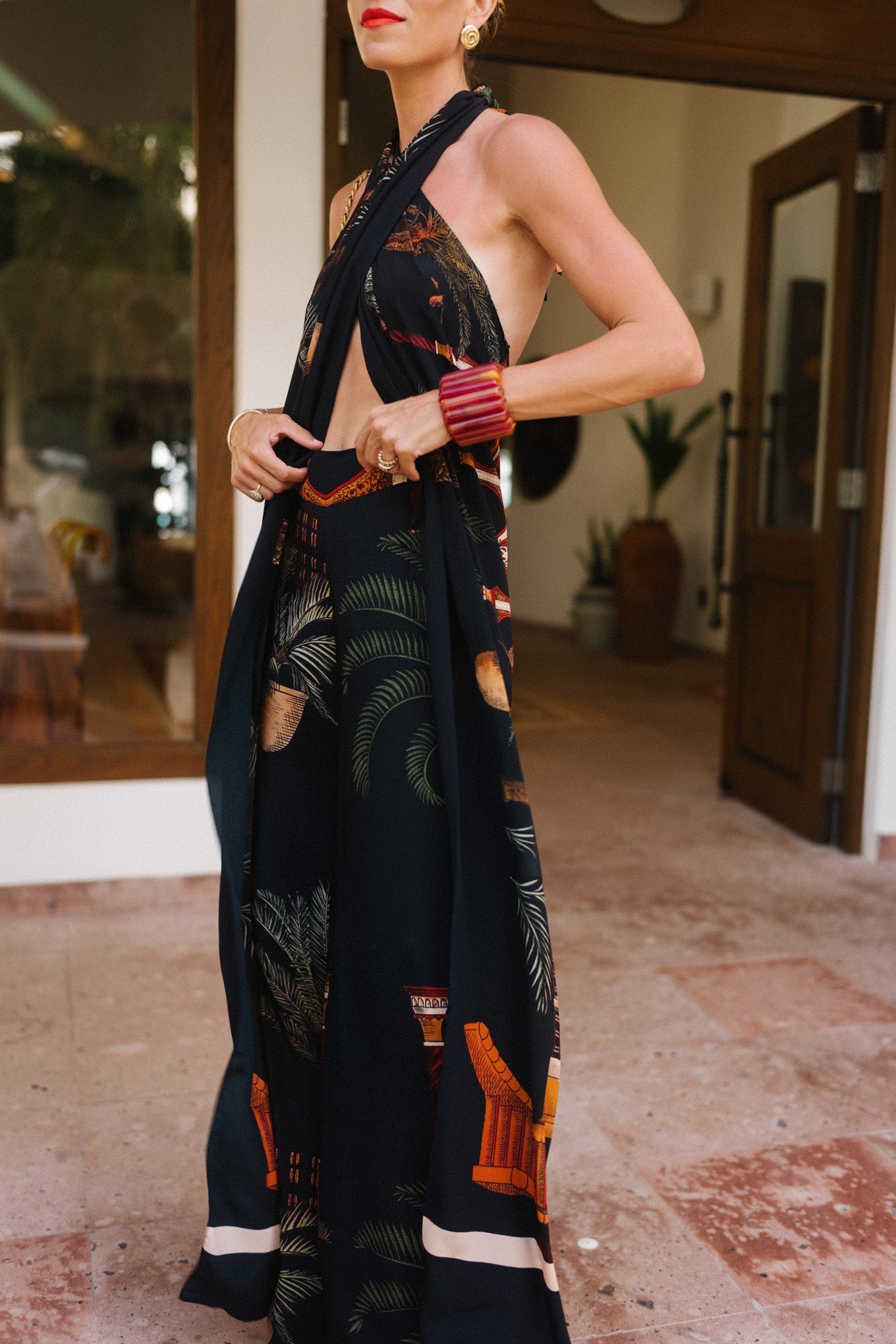 Exquisite Open Back Paulownia Palm Print Satin Two Piece Suit