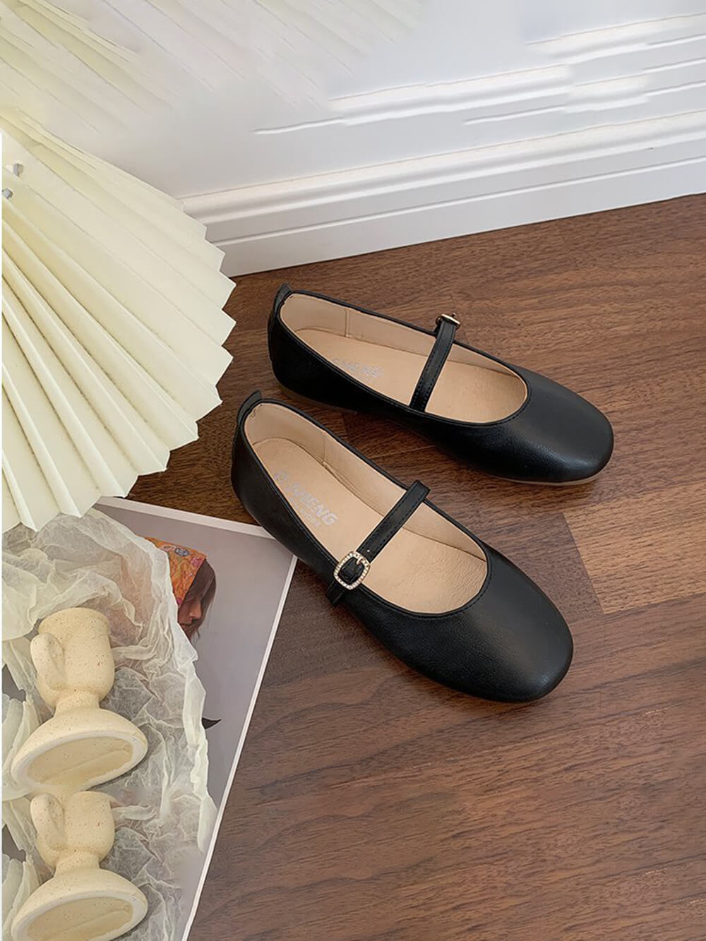 Chaussures décontractées à semelles plates et à bout peu profond pour le printemps et l'automne