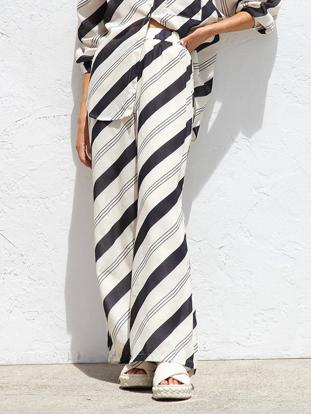 Classic Style Unique Striped Print Elastic Loose Pocket Wide-Leg Pants