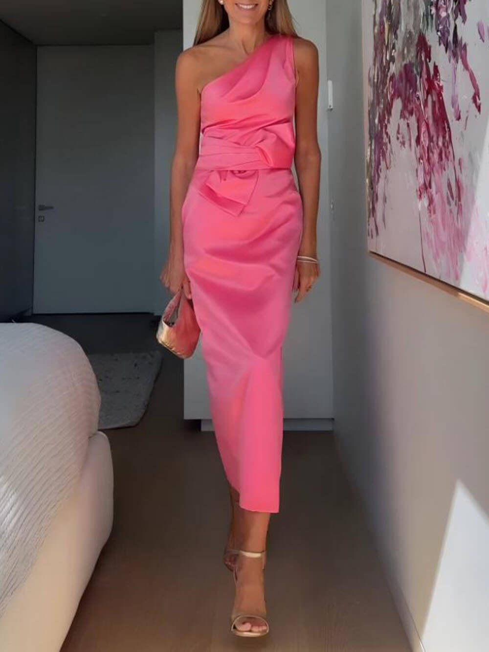 Exquisito vestido largo retro plisado con un solo hombro y dobladillo con abertura