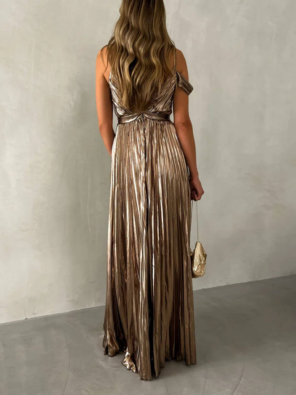 Elegant V-Neck Backless Pleated Suspender Maxi Dress