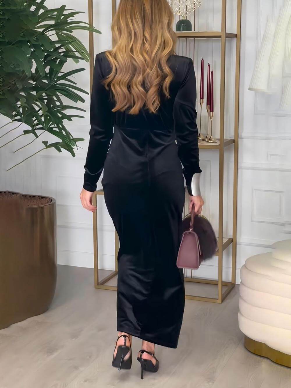 Robe longue de soirée classique et élégante, plissée et fendue en V profond