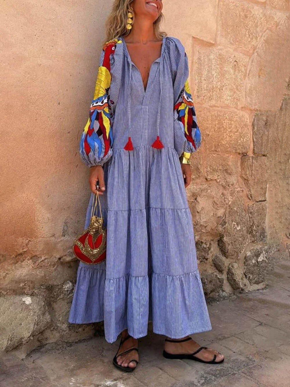 Robe longue ample à rayures et motif paon unique