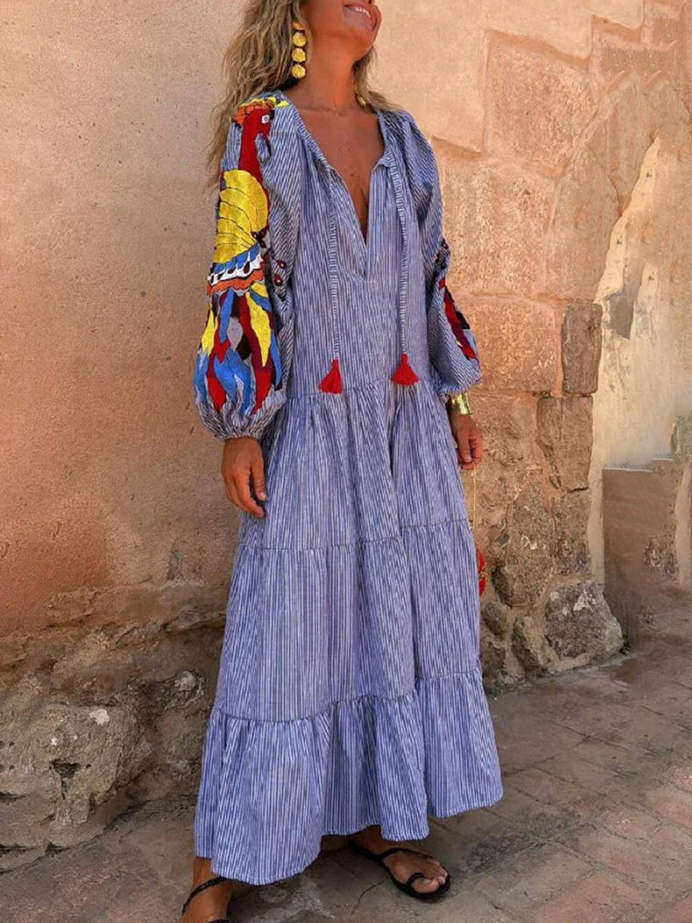 Robe longue ample à rayures et motif paon unique