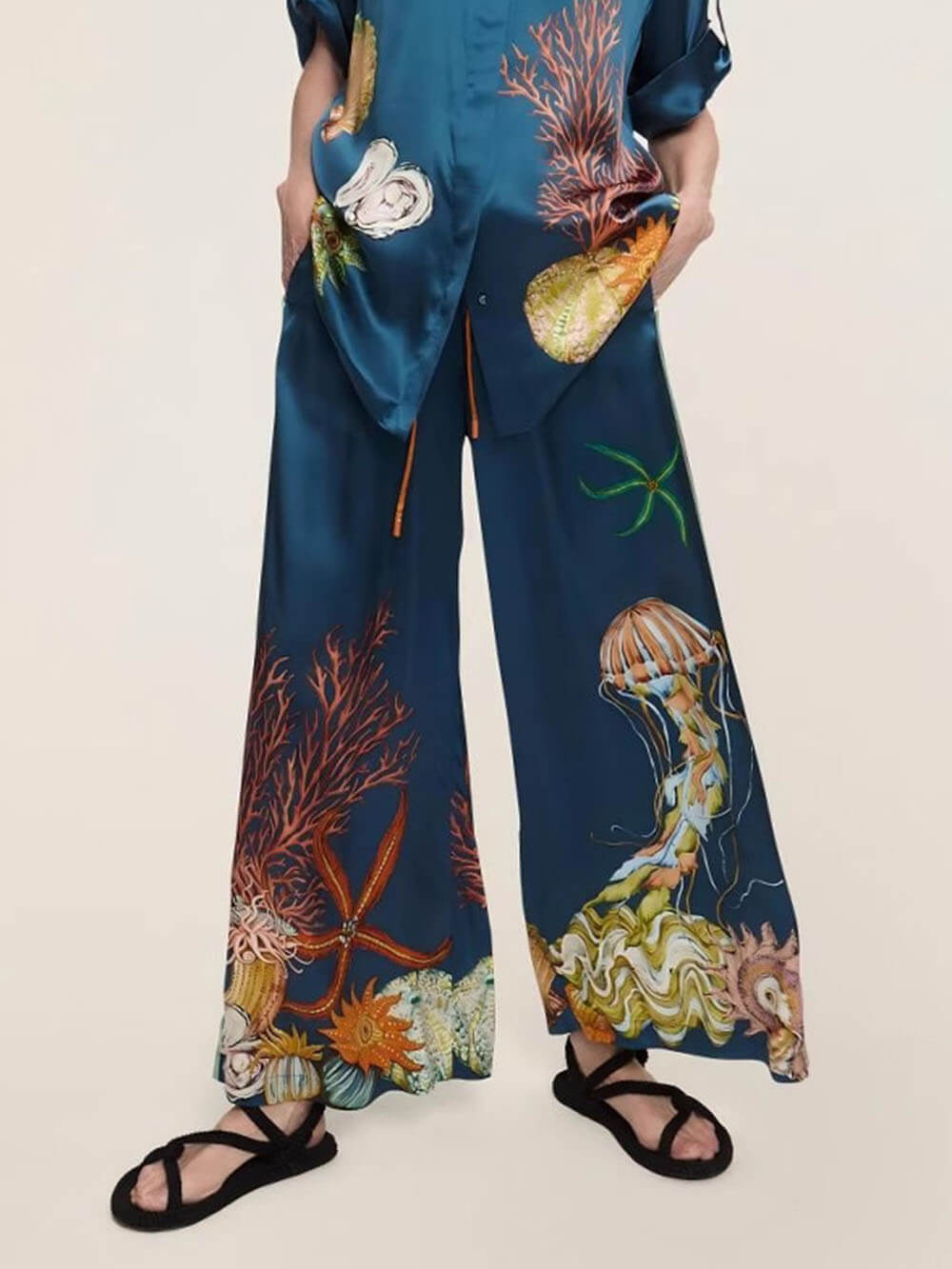 Classic Modern Feel Unique Satin Ocean Animal Print Drawstring Elastic Pocket Wide Leg Pants