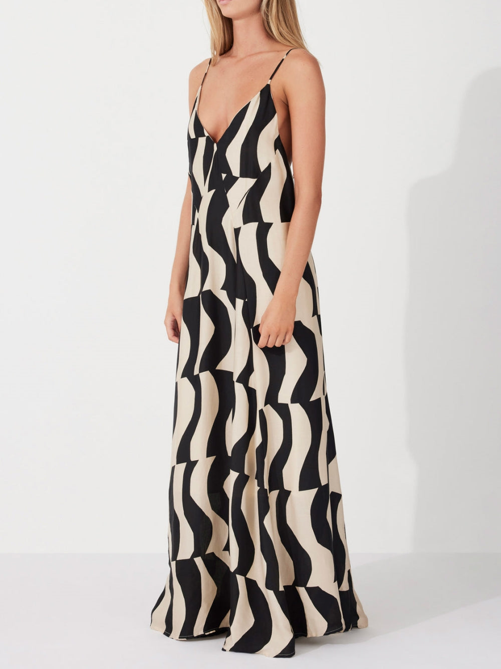 Vestido largo de corte relajado con espalda escotada