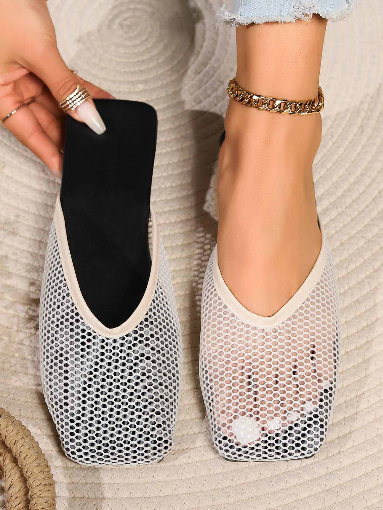 Chaussures en maille respirante creuse à semelle plate, tendance et simples