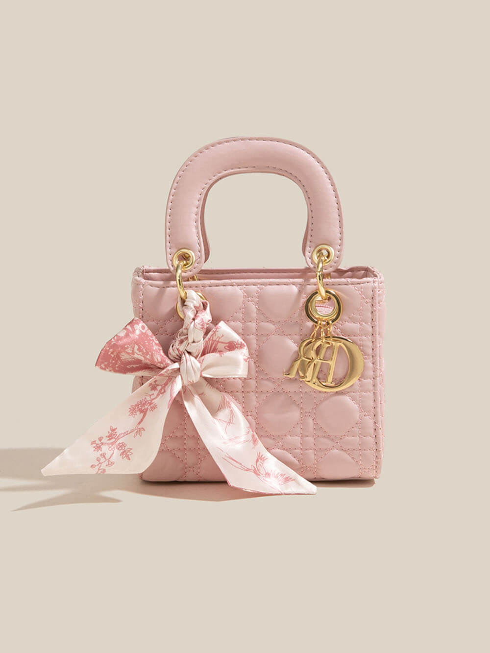 Bolsos cruzados de mano con pañuelo de seda de diamantes