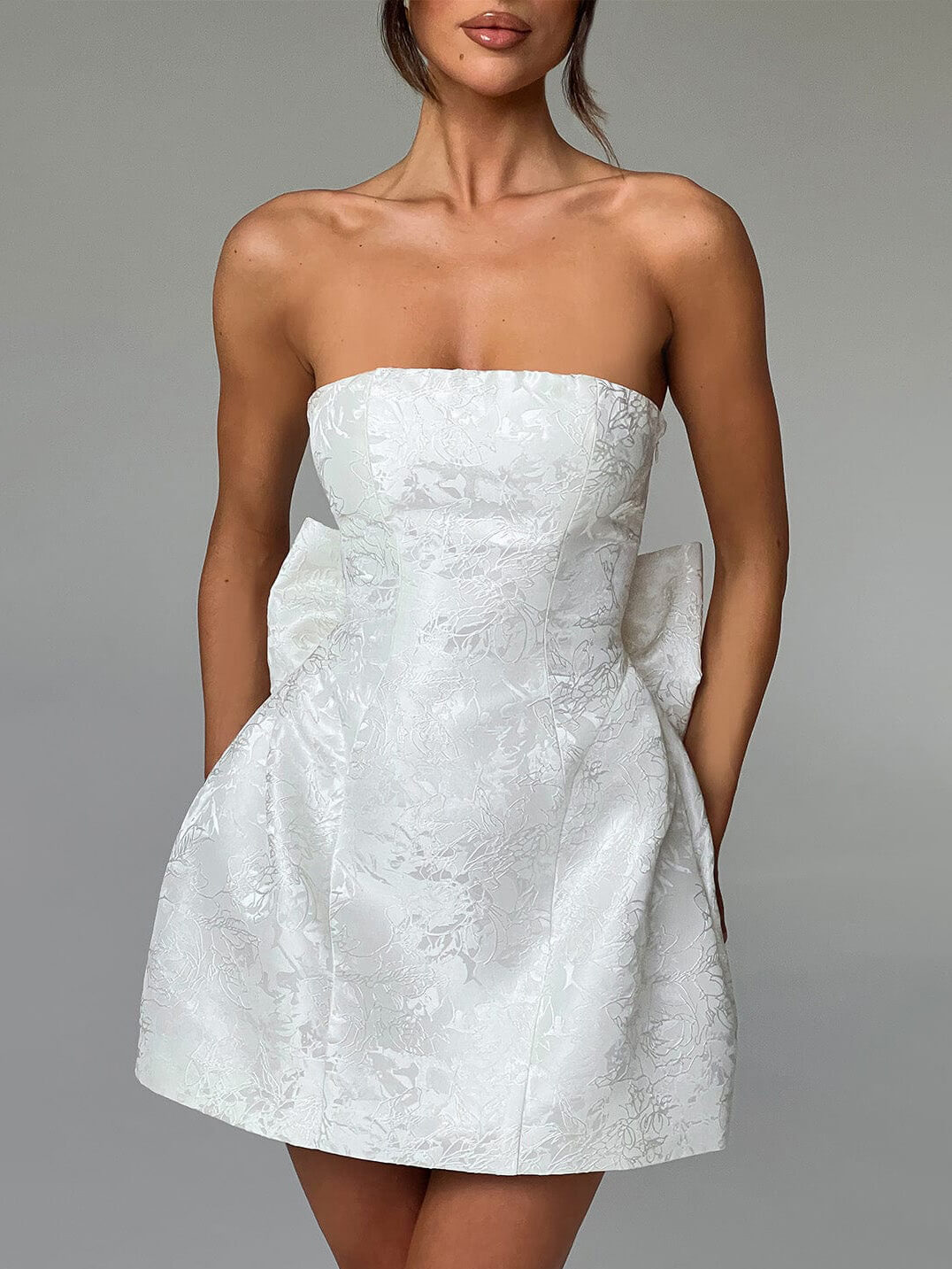 Robe mini tube en jacquard à nœud tendance et sexy