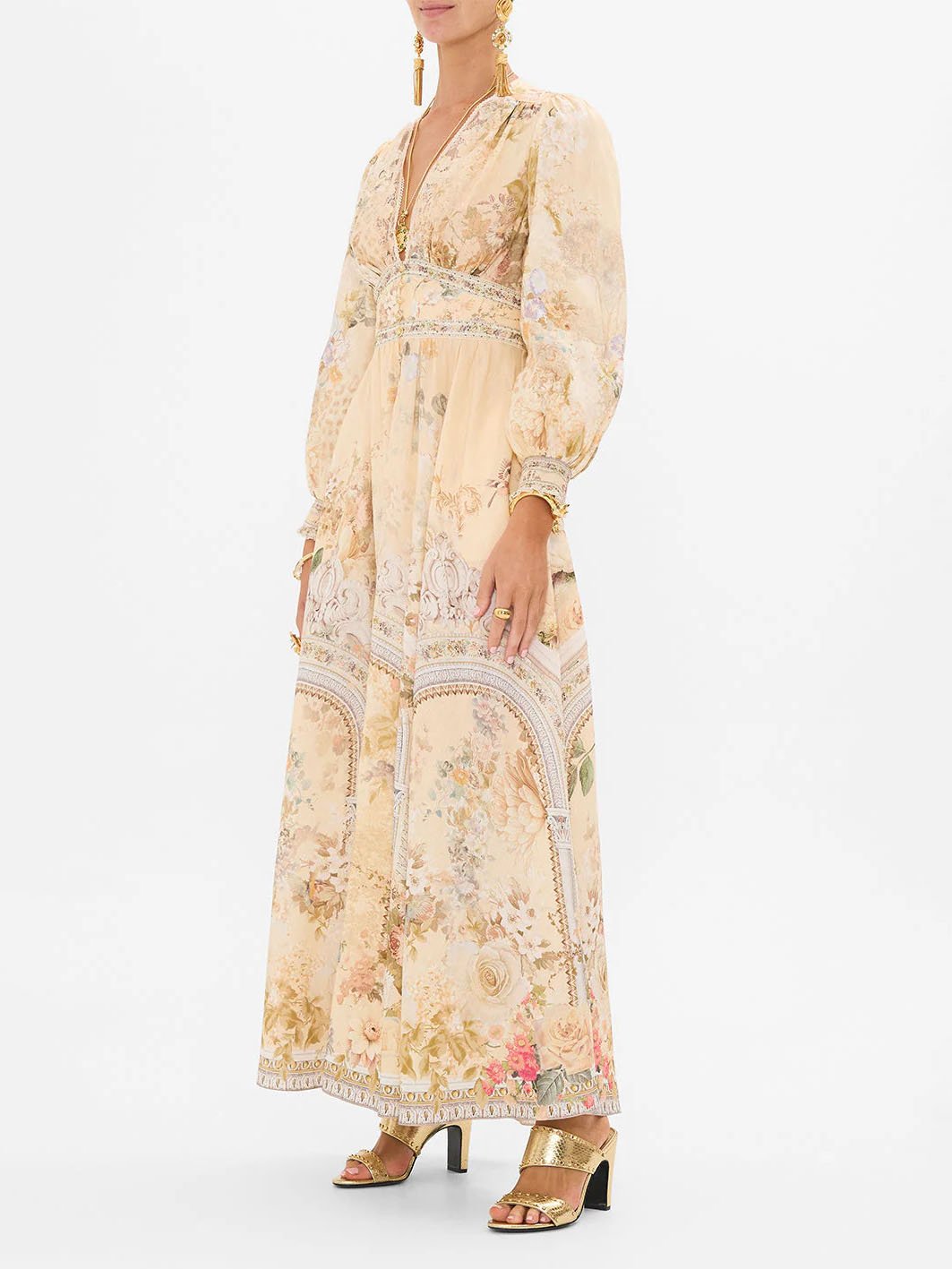 Robe longue à imprimé floral rétro et frais