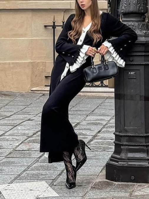 Robe longue élégante en tricot à boutons contrastés