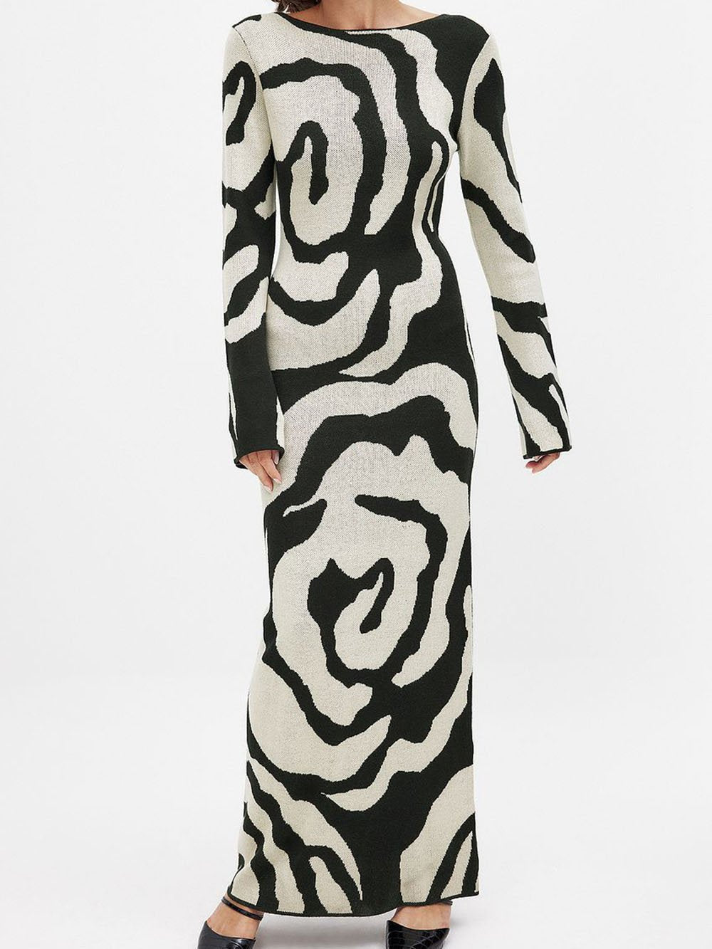 Robe longue élégante en maille jacquard à paillettes