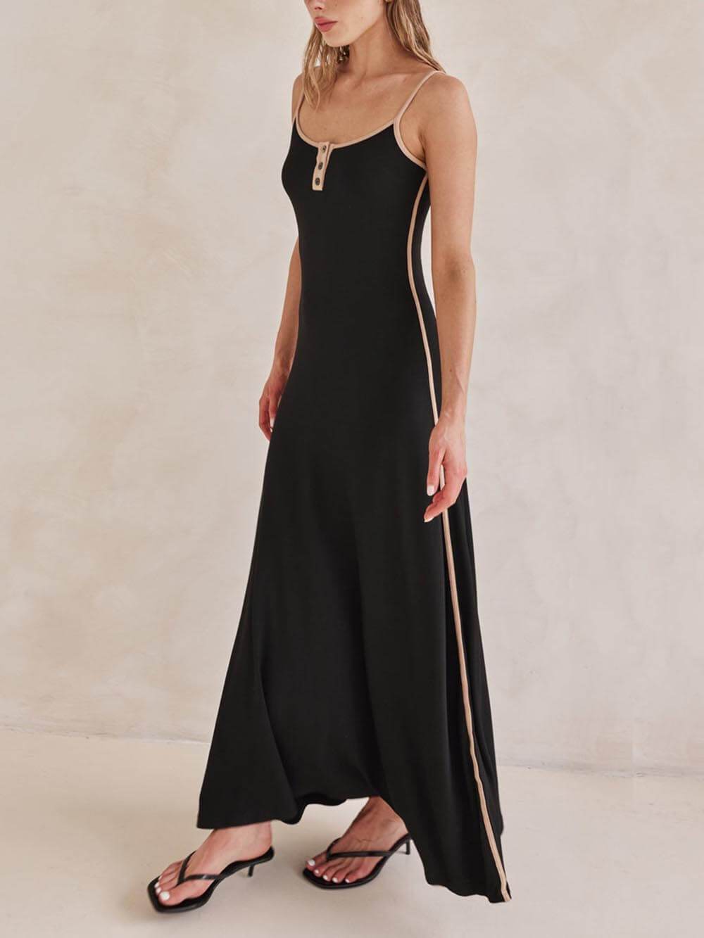 Robe longue dos nu à bretelles et rayures contrastées